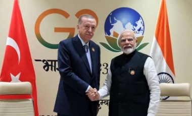 Erdoğan, Hindistan Başbakanı Modi ile bir araya geldi