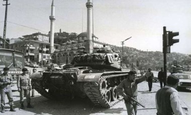 1980 darbesinin tanıkları yaşadıkları işkence dolu günleri ve sonrasını anlattı: AKP 12 Eylül ürünü