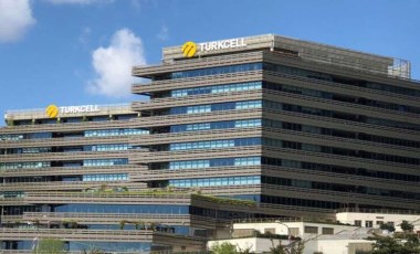 Turkcell'de dikkat çeken atamalar: Eski AA müdürü başkan, AKP'li eski vekil yönetim kurulu üyesi oldu