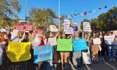 Kadınlar Mahsa Amini için bir araya geldi: ‘Her yerde özgürlüğü örüyoruz’