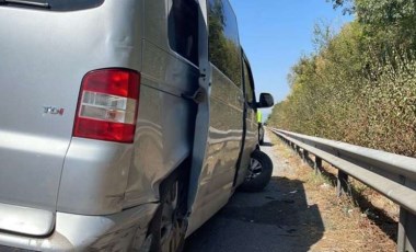 Kan şekeri düşünce minibüs kontrolden çıktı: 3 kişi yaralandı