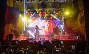 Çim Konserleri’nde Simge’yle muhteşem gala