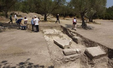 Çanakkale'de Roma dönemine ait 2 bin yıllık mezarlık ortaya çıkarılıyor