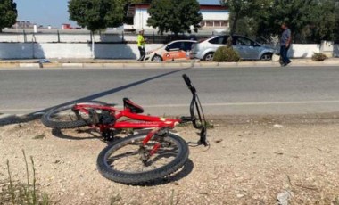 Adana'da feci kaza... Otomobilin çarptığı bisikletli çocuk yaşamını yitirdi