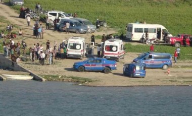 Hatay’da baraj gölünde 2 çocuk kayboldu