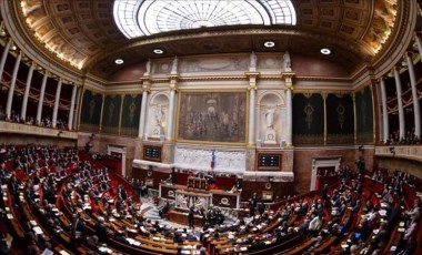 Fransa'da Senato seçimleri: Macron'un partisinin sandalye sayısı düştü