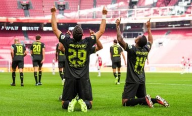 Olaylar sebebiyle yarım kalmıştı... Feyenoord, Ajax'a acımadı!