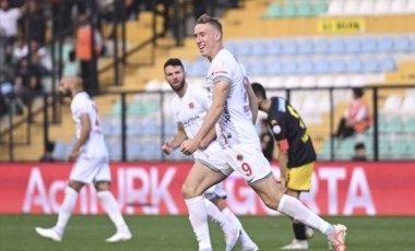 Antalyaspor, 3 puanı Adam Buksa'yla aldı!