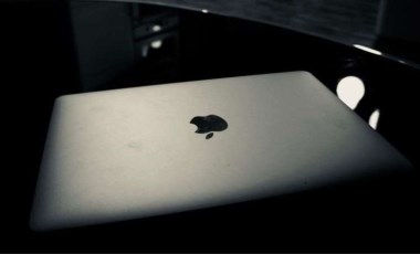 Apple'dan uygun fiyatlı MacBook geliyor