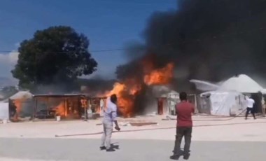 Kahramanmaraş'ta depremzedelerin kaldığı çadırda patlama!