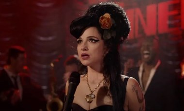 Amy Winehouse’un hayatını anlatan 'Back to Black' filminden ilk fragman