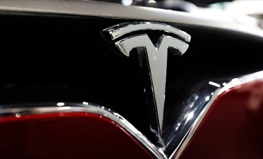 Tesla'ya 'Kızıldeniz' etkisi: Fabrikadaki üretimi durdurdu