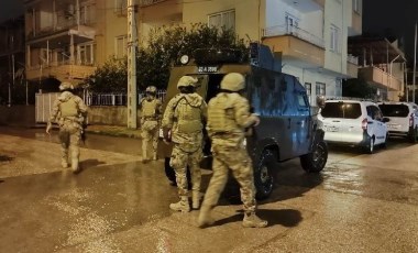 Mersin'de uyuşturucu satıcılarına şafak operasyonu: Çok sayıda şüpheli gözaltına alındı!