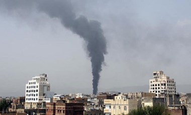 ABD ve İngiltere, Yemen'in 5 kentini hedef aldı