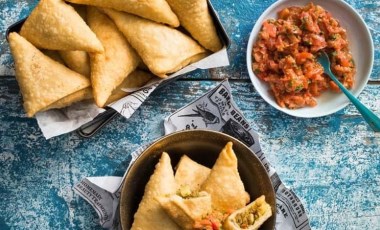 Hindistan'ın Lezzetli Üçgenleri: Samosa