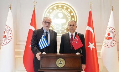 Ali Yerlikaya, Yunanistan Denizcilik ve Ada Politikaları Bakanı Stylianides ile görüştü