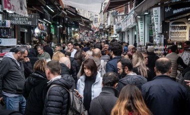 Sendikalar emeklilik sistemini eleştiriyor: 'Emekliler hayatta kalma mücadelesi veriyor'