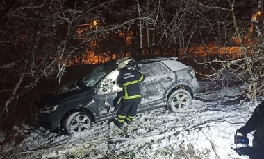 '30 metrelik' uçurumdan yuvarlanan otomobilin sürücüsü öldü