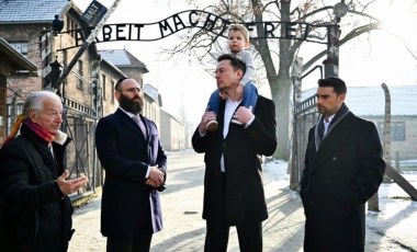 Elon Musk, anti-semitizm eleştirilerinin gölgesinde Auschwitz toplama kampını ziyaret etti