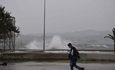 Ege Denizi'nin kuzeyi için 'fırtına' uyarısı