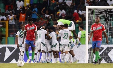 Kamerun kazandı, Süper Lig yıldızları döndü!