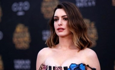 Dünyaca ünlü oyuncu Anne Hathaway'den greve destek: Fotoğraf çekimini terk etti