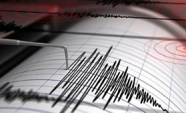 Son dakika... AFAD duyurdu: İzmir'de korkutan deprem!