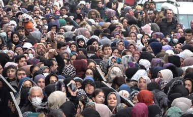 Bursa’da ucuz tencere, tabak çılgınlığı... İzdihamda çocuğunu kaybetti!