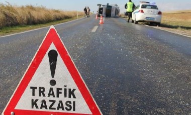 Şanlıurfa'da feci kaza... Minibüs ile TIR çarpıştı: Yaralılar var!