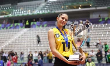 Derya Cebecioğlu yeniden VakıfBank'ta