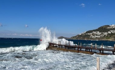 Bodrum'da fırtına: Feribot seferleri iptal edildi!