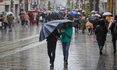 AKOM açıkladı: Yağışlı hava İstanbul'u ne zaman terk edecek? Kar yağışı artacak mı?