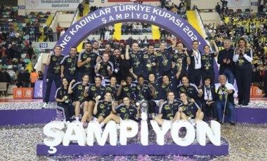 Nefes kesen maçta kupa uzatmalarda geldi: Fenerbahçe Alagöz Holding şampiyon!