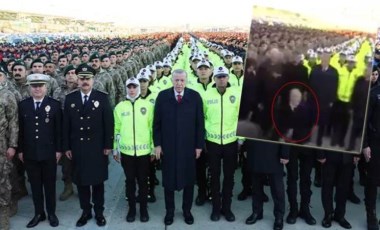 Hulki Cevizoğlu'nun Erdoğan’la aynı karede gözükmek için yaptığı hareketler sosyal medya gündeminde!