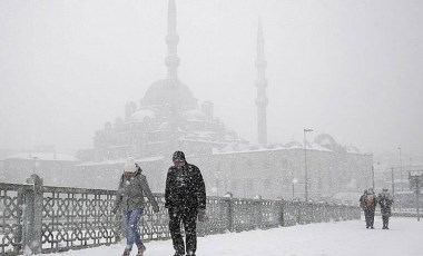 AKOM saat vererek uyardı: İstanbul'a kar geliyor!