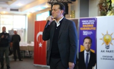 AKP'nin Eskişehir adayı Hatipoğlu 'hızlı' başladı: Gazetecilere maaş vaadi!