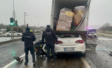 Tekirdağ'da feci kaza: Kamyona arkadan çarpan 17 yaşındaki ehliyetsiz sürücü öldü