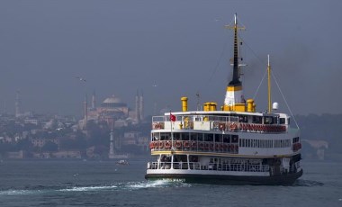 İstanbul'da vapur seferlerine hava muhalefeti engeli