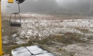 Uludağ’da beklenen kar yağışı başladı