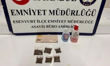 Esenyurt’ta uyuşturucu alışverişi yapan 2 şüpheli yakalandı