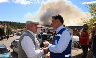 Muğla büyükşehir tüm gücüyle alevlere müdahale ediyor