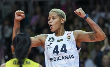 Fenerbahçe Medicana, deplasmanda set vermeden galip