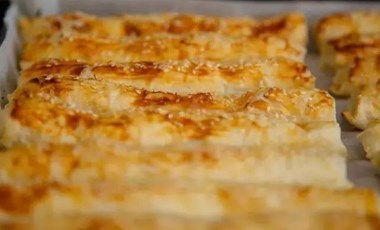 Çıtır çıtır patatesli börek tarifi