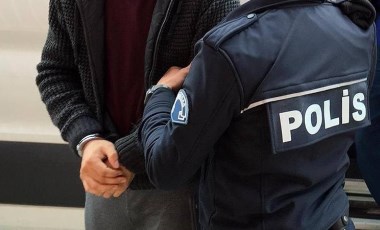 Konya'da valizinde 11 kilogram esrar bulunan zanlı tutuklandı