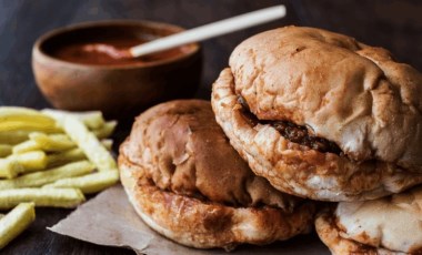 MasterChef ıslak hamburger nasıl yapılır? Püf noktalarıyla ıslak hamburger tarifi...