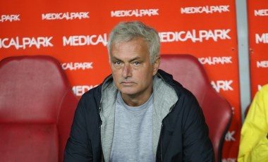 Jose Mourinho'dan sert tepki: 'Sürekli ağlıyorsunuz'