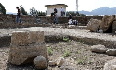 Antakya Antik Hipodrom'un çevresindeki kalıntılarda eski depremlerin izleri araştırılıyor