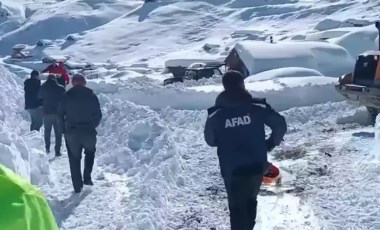 Artvin'de yaylada mahsur kalan 5 kişi kurtarıldı