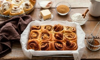 Evde kolay Cinnamon Roll (Tarçınlı Rulo) tarifi