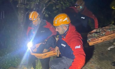 Rize'de heyelan riski: 5 kişi kurtarıldı, 16 konut tahliye edildi